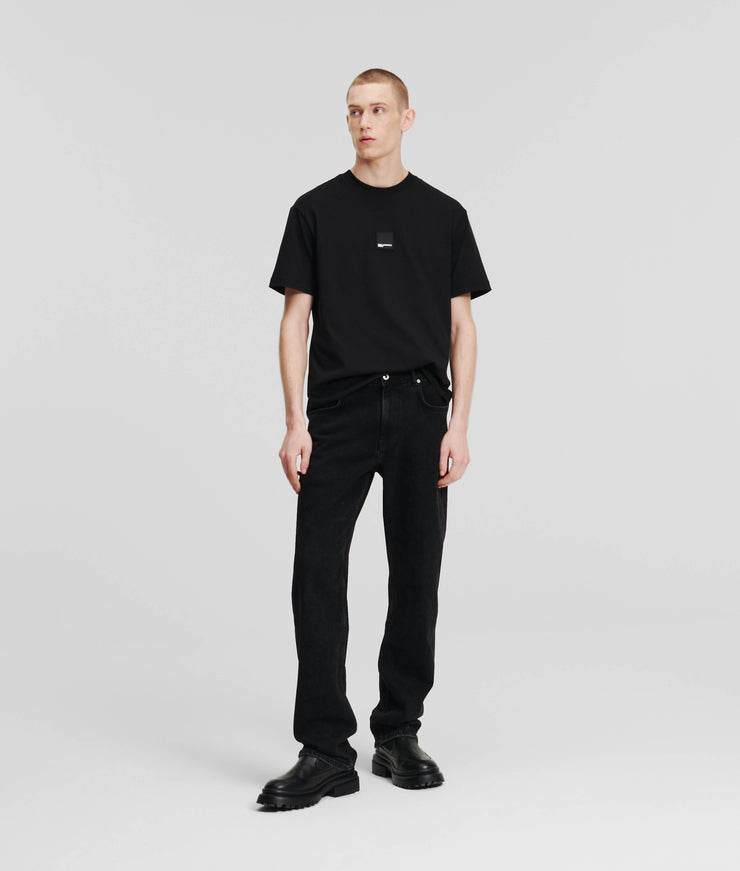 STRAIGHT JEANS