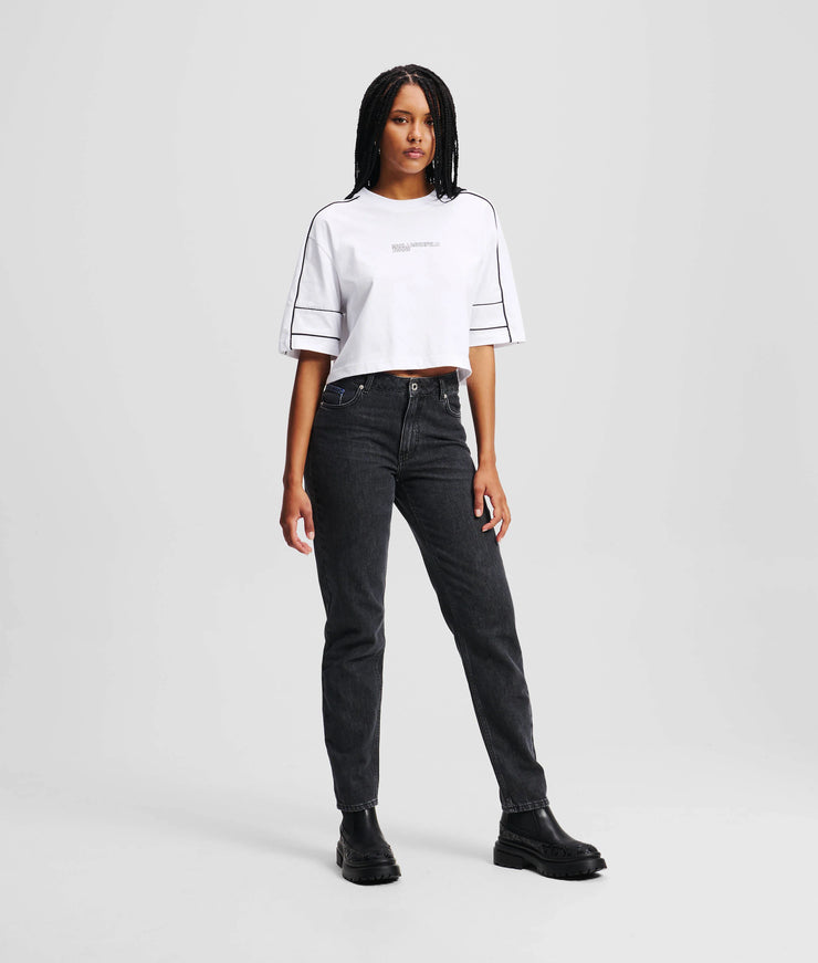MOM JEANS