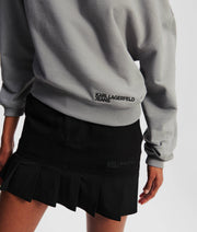 OFF-SHOULDER SWEATSHIRT