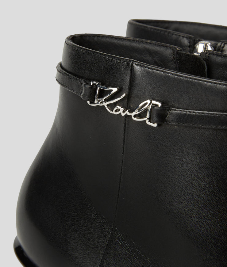 PANACHE SIGNIA ANKLE BOOTS